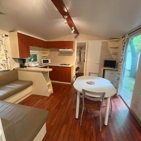 מלון Camping De Baignes מראה חיצוני תמונה