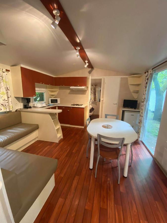 מלון Camping De Baignes מראה חיצוני תמונה